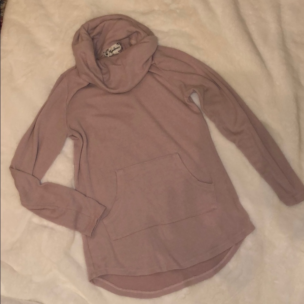 Pale rose pink pullover